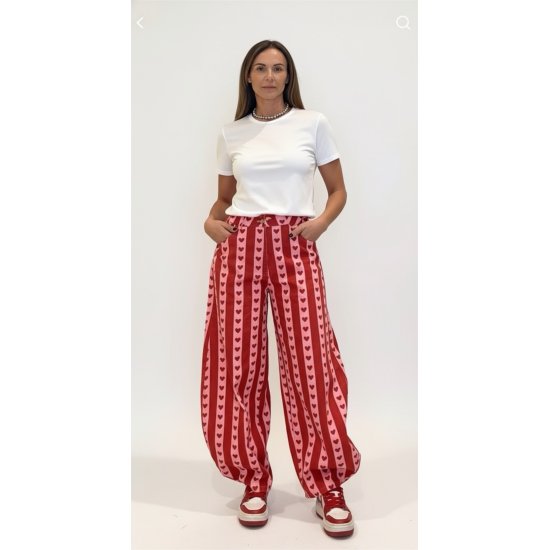 RED HEART BARREL PANTS